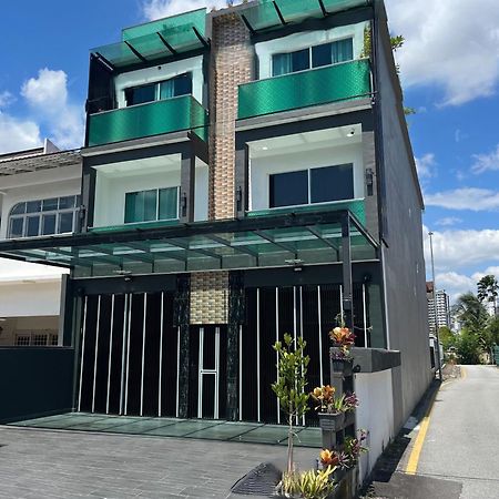 Prime Suite At Ampang - Individual Private Rooms クアラルンプール エクステリア 写真